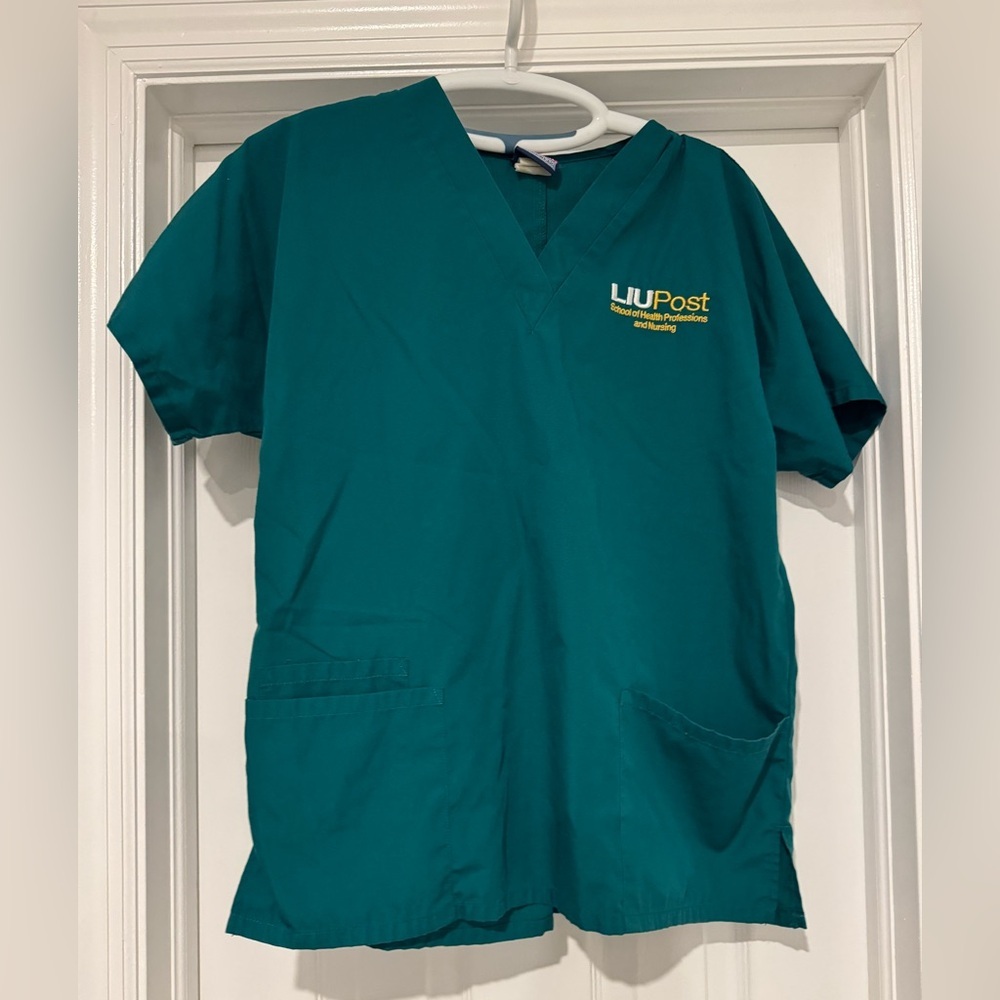 LIU Post school of nursing Teal Scrub top‎ size small